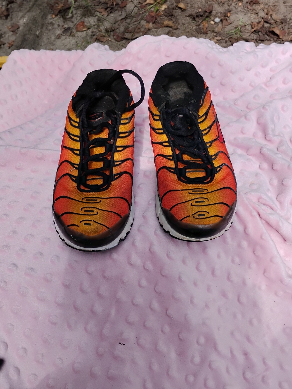 Kids Gradient Orange-Red Lace-Up Sneakers - Unbranded